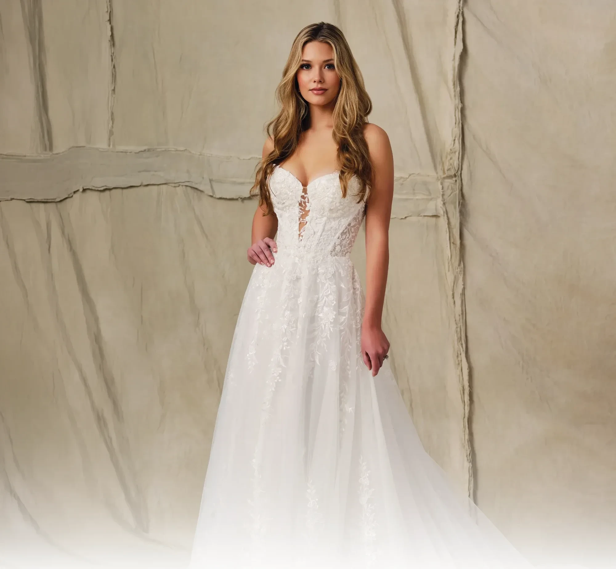 Enchanting by Mon Cheri